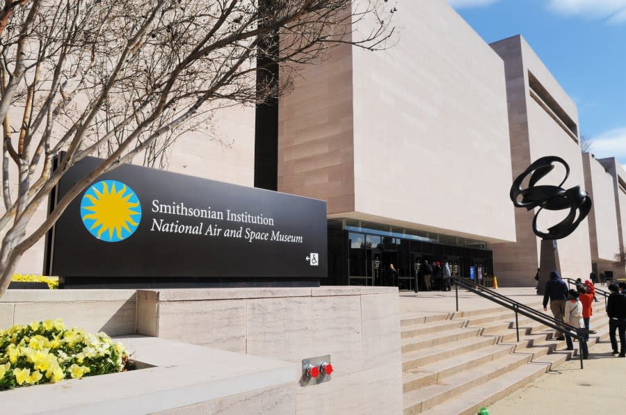 Washington, D.C., USA – March 27, 2013: People entering the Smithsonian Institution National Air and Space Museum entrance in Washington, D.C. (Getty)