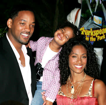 Will Smith , Jada Pinkett-Smith and daughter Willow at the New York premiere of Dreamworks' Shark Tale