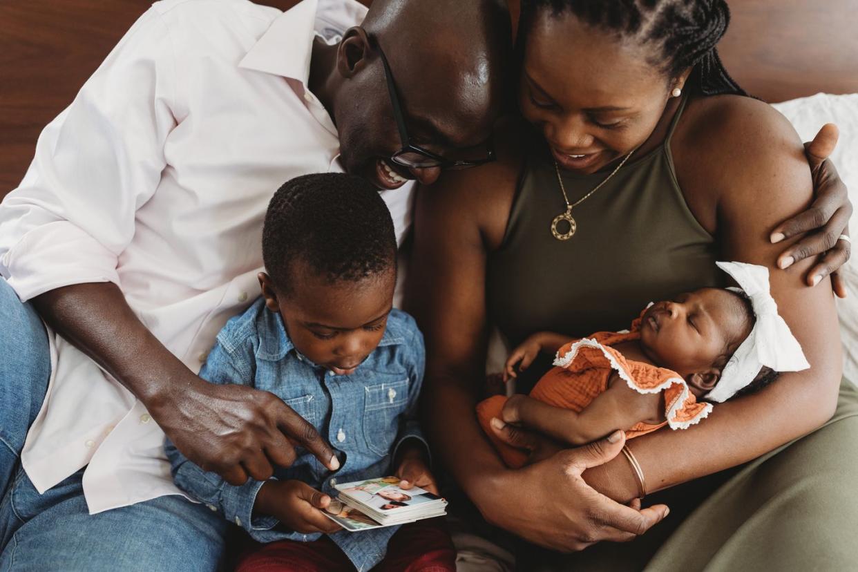 dr opeyemi e lamikanra and her family