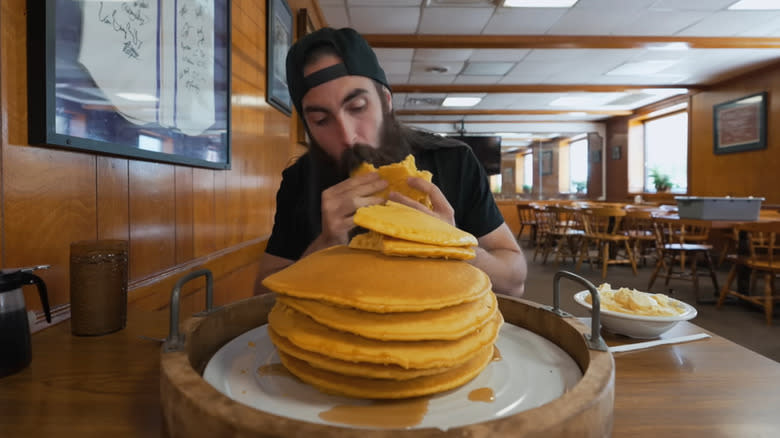 Adam Moran doing Ol' South's 10-Pound Pancake Challenge