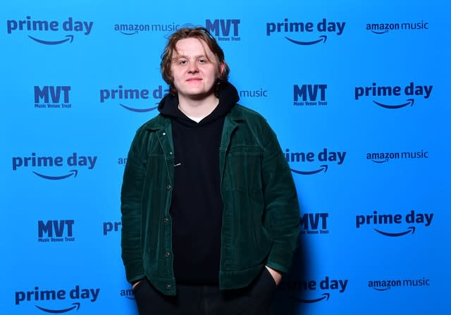 She worked on singer Lewis Capaldi shows 