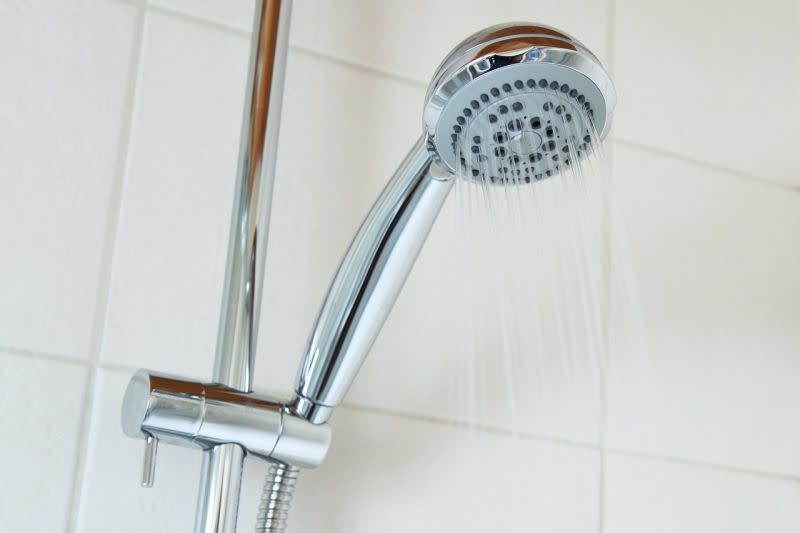 ▲有網友抱怨，在租屋處每次洗澡時，只要約過10分鐘熱水就會消失。（示意圖／翻攝Pixabay）