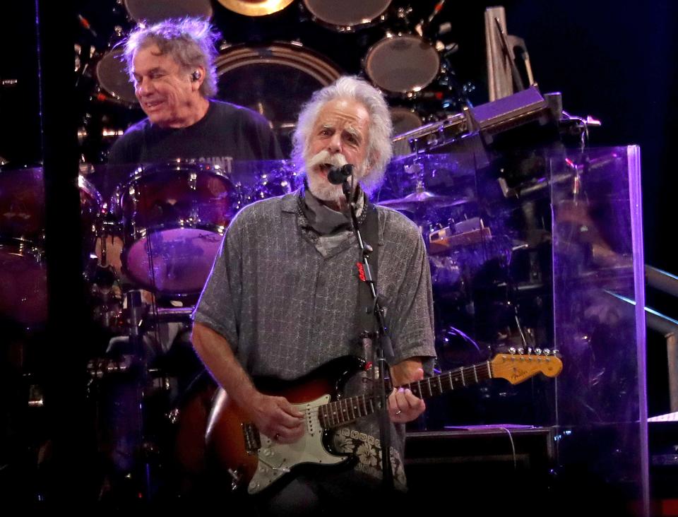 Bob Weir, at front, and Mickey Hart of Dead and Company performing at Wrigley Field in Chicago on Sept. 17, 2021.

Dead Company 01396