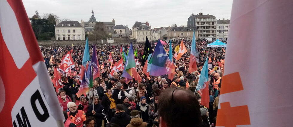 Laval, juste avant le départ du cortège ce matin.  - Credit:Charles Guyard