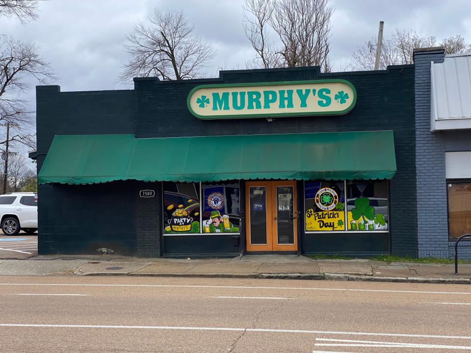 Murphy's is an Irish bar in Midtown Memphis. It's located at 1589 Madison Ave.