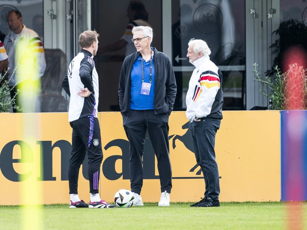 Nagelsmann, Herbert und DFB-Direktor Rudi Völler (IMAGO/BEAUTIFUL SPORTS/Wunderl)