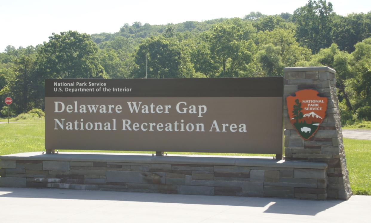 An entrance sign to the Delaware Water Gap National Recreation Area.