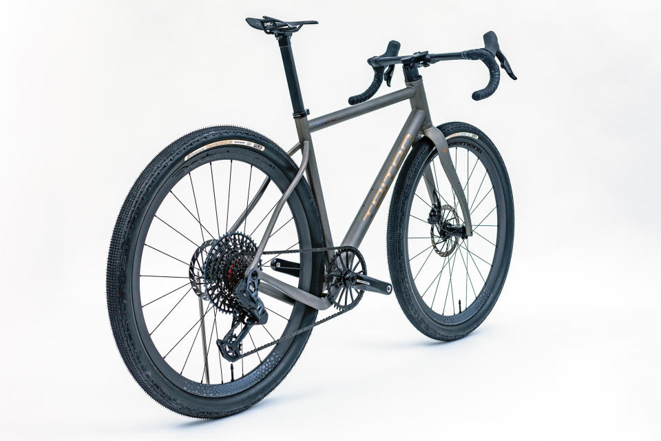 closeup details of triton aveiro 3d titanium gravel bike