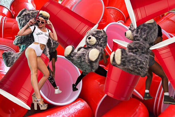 MILEY RED CUPS