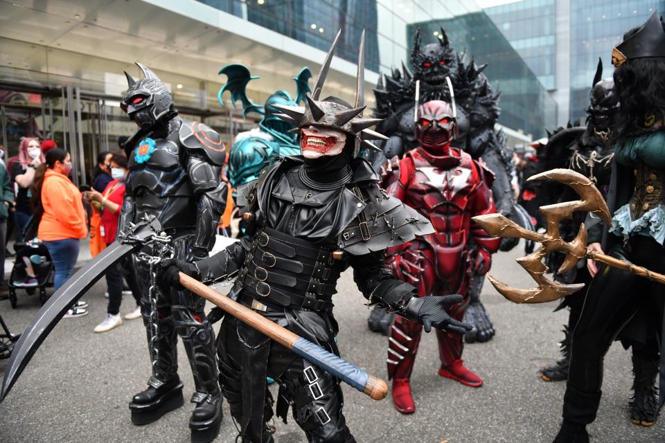 Batman Who Laughs cosplay