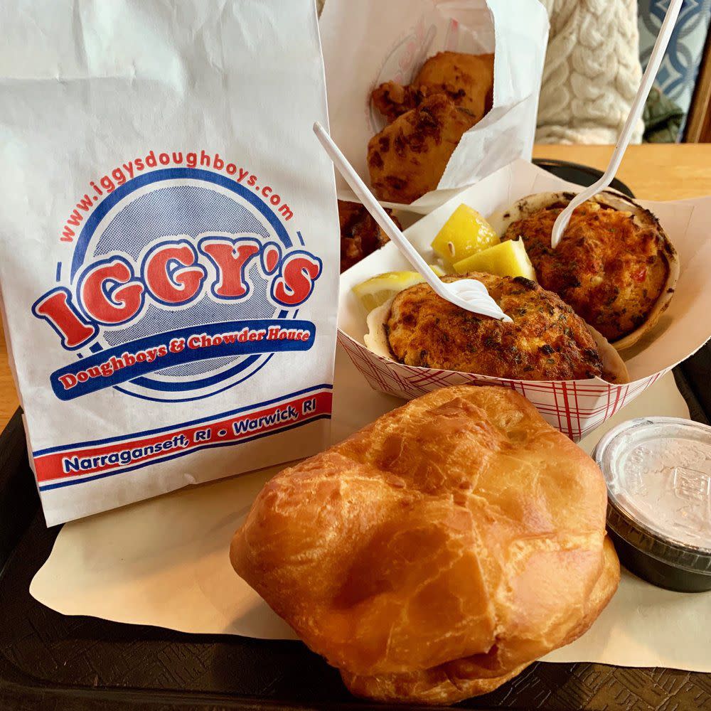 Rhode Island: Iggy's Doughboys and Chowder House