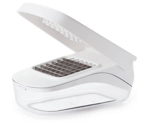 Get a 33% discount on this OXO vegetable chopper