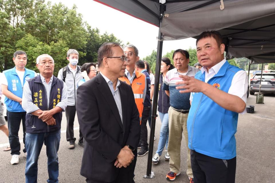 鍾東錦贊成興建天花湖水庫，盼大矽谷計畫早日落腳苗栗。（圖：縣府提供）