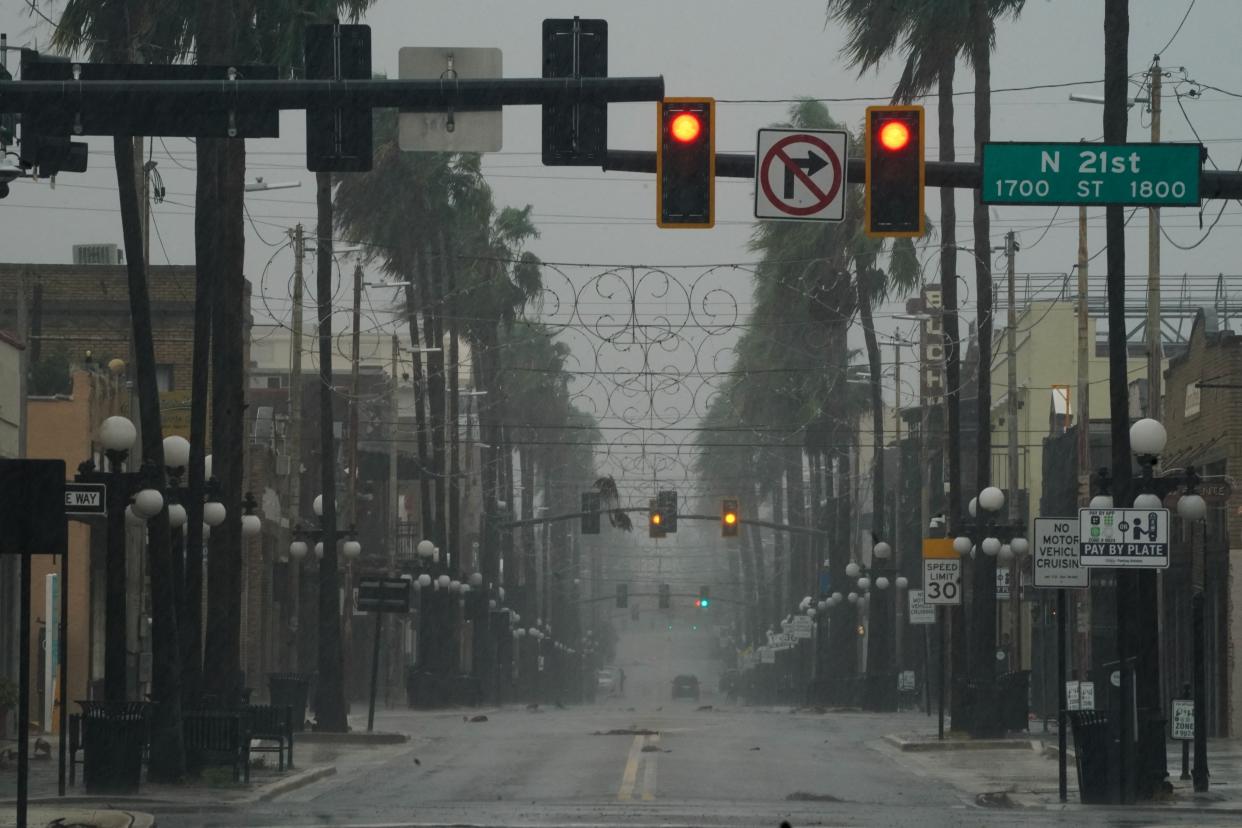 Wind and rain pick up in the Ybor City neighborhood ahead of Hurricane Ian making landfall on September 28, 2022 in Tampa, Florida.