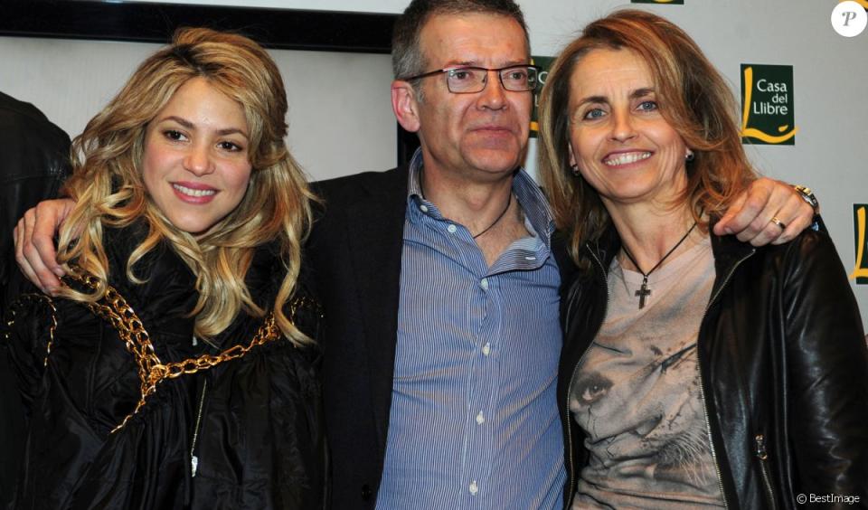 Shakira séparée de Gerard Piqué : la guerre est déclarée avec ses ex beaux-parents et tous les coups sont permis ! - BestImage