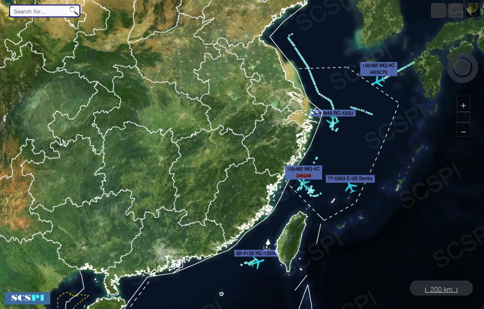 美軍16日出動E-3B空中預警機、RC-135U、RC-135W電子偵察機和MQ-4C海神無人機，密集對東海海域進行偵察。   圖：翻攝SCS Probing Initiative推特