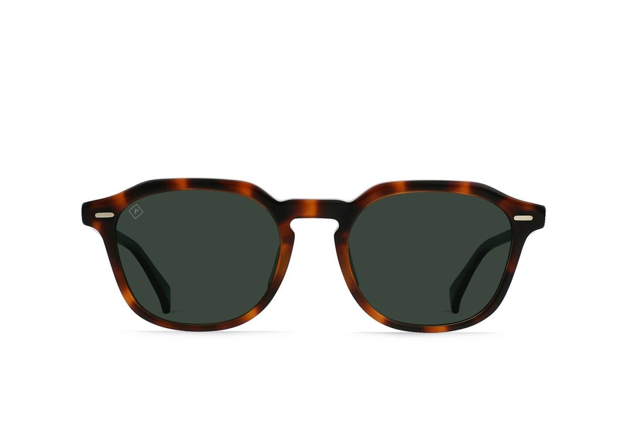 <p><a href="https://go.redirectingat.com?id=74968X1596630&url=https%3A%2F%2Fraen.com%2Fcollections%2Fnew-arrivals-men%2Fproducts%2Fclyve-espresso-tortoise-green-polar-52&sref=https%3A%2F%2Fwww.veranda.com%2Fluxury-lifestyle%2Fg27408526%2Fluxury-fathers-day-gift-ideas%2F" rel="nofollow noopener" target="_blank" data-ylk="slk:Shop Now;elm:context_link;itc:0;sec:content-canvas" class="link rapid-noclick-resp">Shop Now</a></p><p>Clyve Sunglasses </p><p>raen.com</p><p>$185.00</p><span class="copyright">Courtesy of Rain</span>