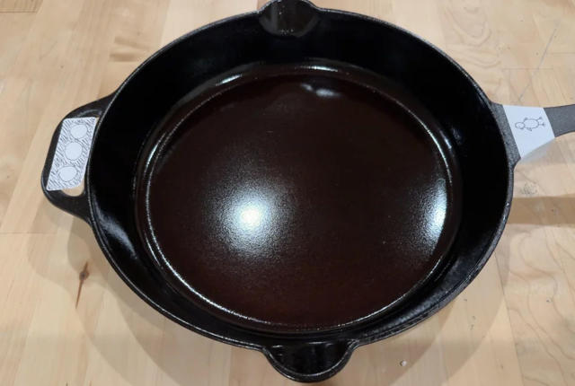 A man gave his cast-iron skillet 80 coats of seasoning for 'science.'  Here's what happened