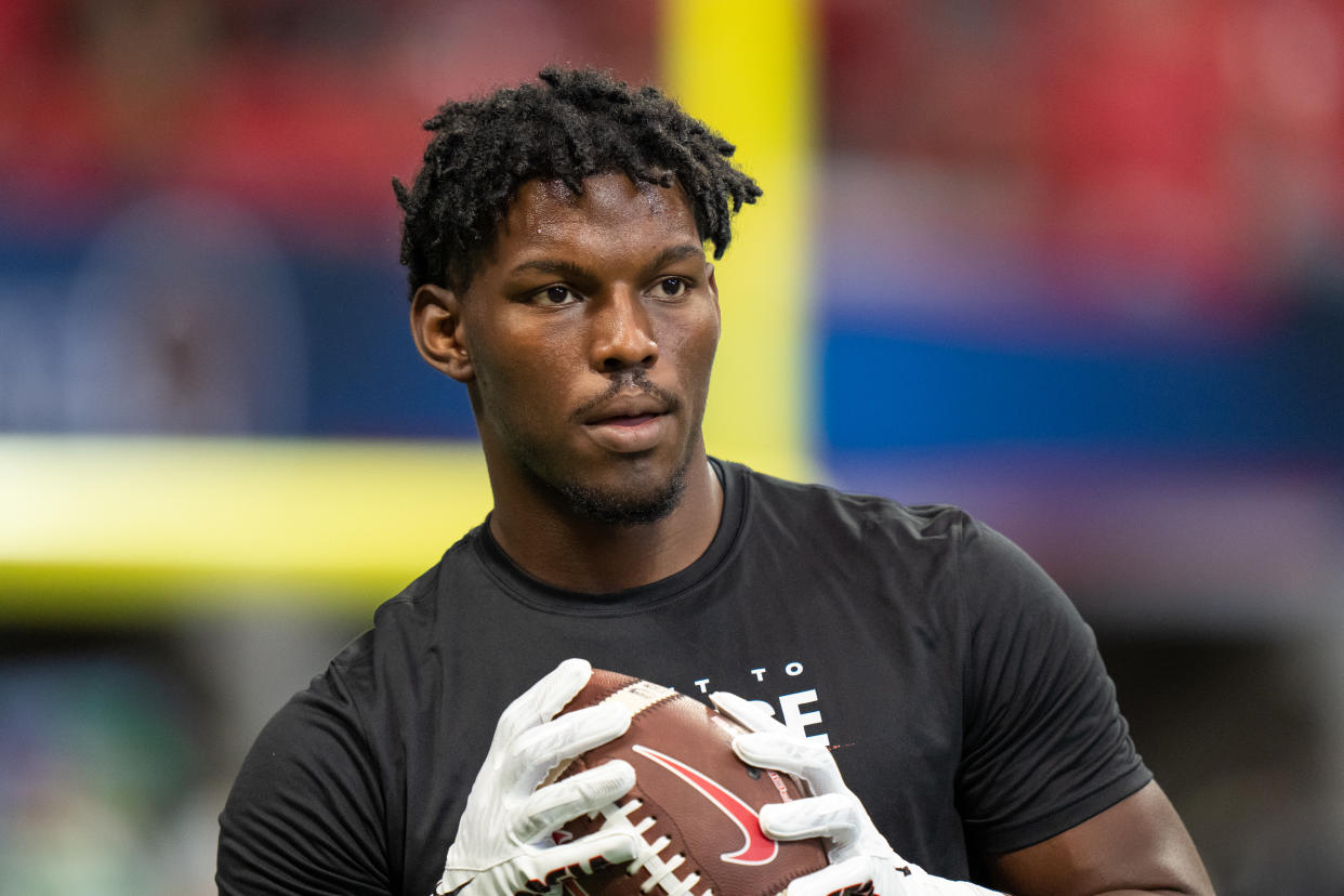 ATLANTA, GEORGIA - SEPTEMBER 03: Arik Gilbert #7 of the Georgia Bulldogs looks on with his helmet off prior to the Chick-fil-A Kickoff Game between Oregon and Georgia at Mercedes-Benz Stadium on September 03, 2022 in Atlanta, Georgia. (Photo by Paul Abell/Getty Images)