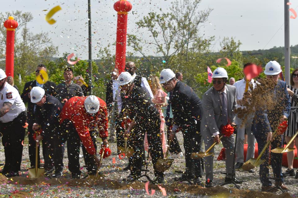 72 Steel, based in the New York region and owned by Chinese Americans, plans to establish an advanced manufacturing facility for the production of rebar at the former site of J&L Steel Aliquippa Works.