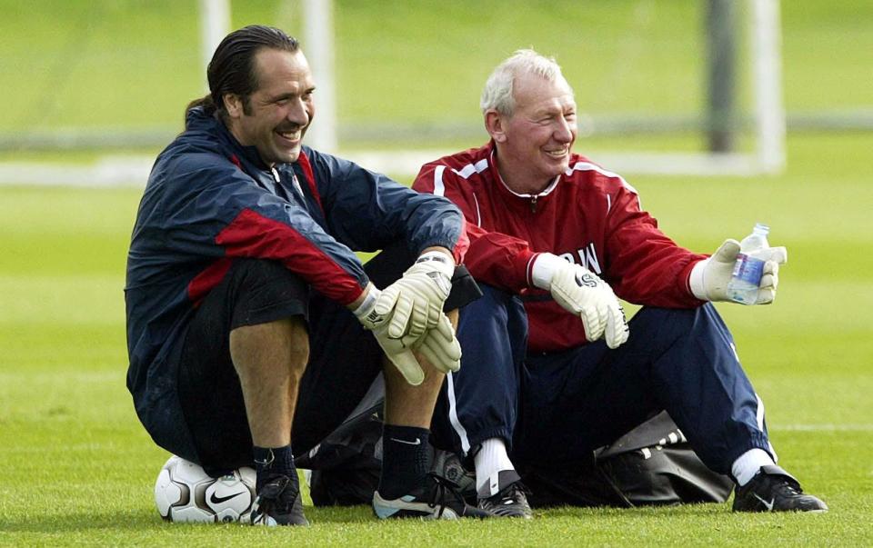 Bob Wilson and David Seaman