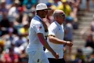 Cricket - Australia v South Africa - First Test cricket match - WACA Ground, Perth, Australia - 4/11/16. South Africa's Dale Steyn walks off the field after injuring himself at the WACA Ground in Perth. REUTERS/David Gray