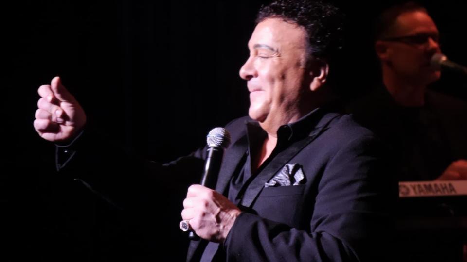 Frankie Scinta will bring his solo act "The Showman" to the House Three Thirty Cabaret for two nights on June 16 and 17.