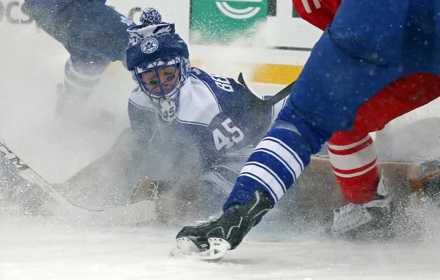 Maple Leafs beat Red Wings in snowy Winter Classic – Daily Local