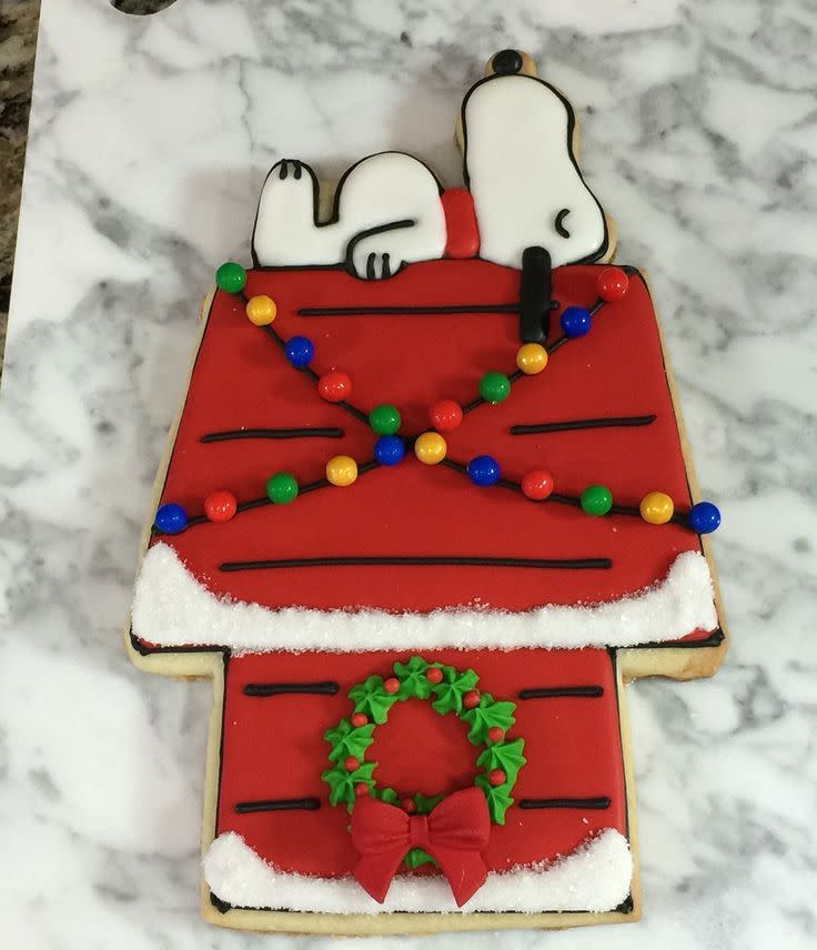 Snoopy Doghouse Christmas Cookie