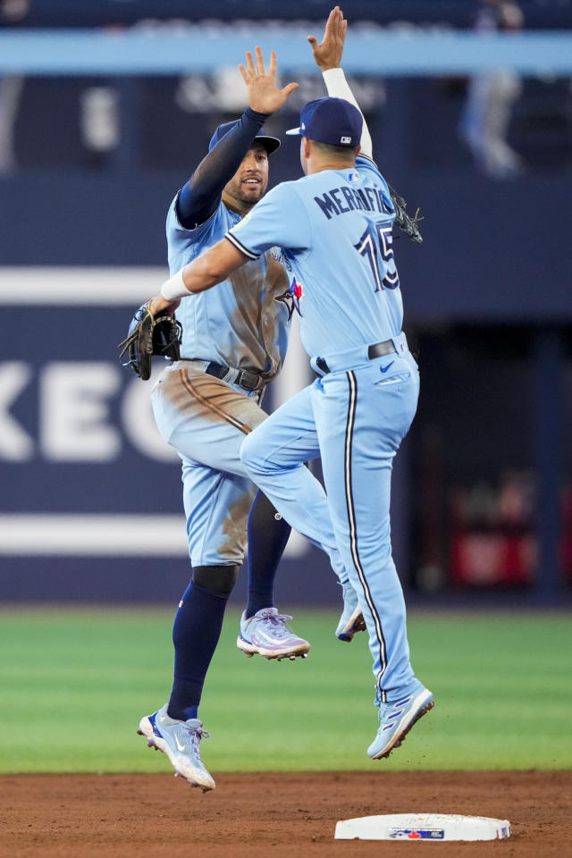 Danny Jansen homers and Kevin Gausman fans 7 as Blue Jays beat