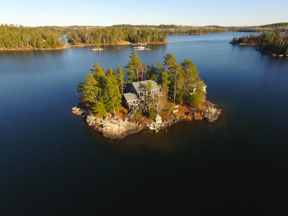 <p>This cottage is located on private <a rel="nofollow noopener" href="https://www.airbnb.com/rooms/19181748" target="_blank" data-ylk="slk:Red Pine Island;elm:context_link;itc:0;sec:content-canvas" class="link ">Red Pine Island</a> in Whitefish Bay, on Lake of the Woods in Ontario.<br>(Airbnb) </p>