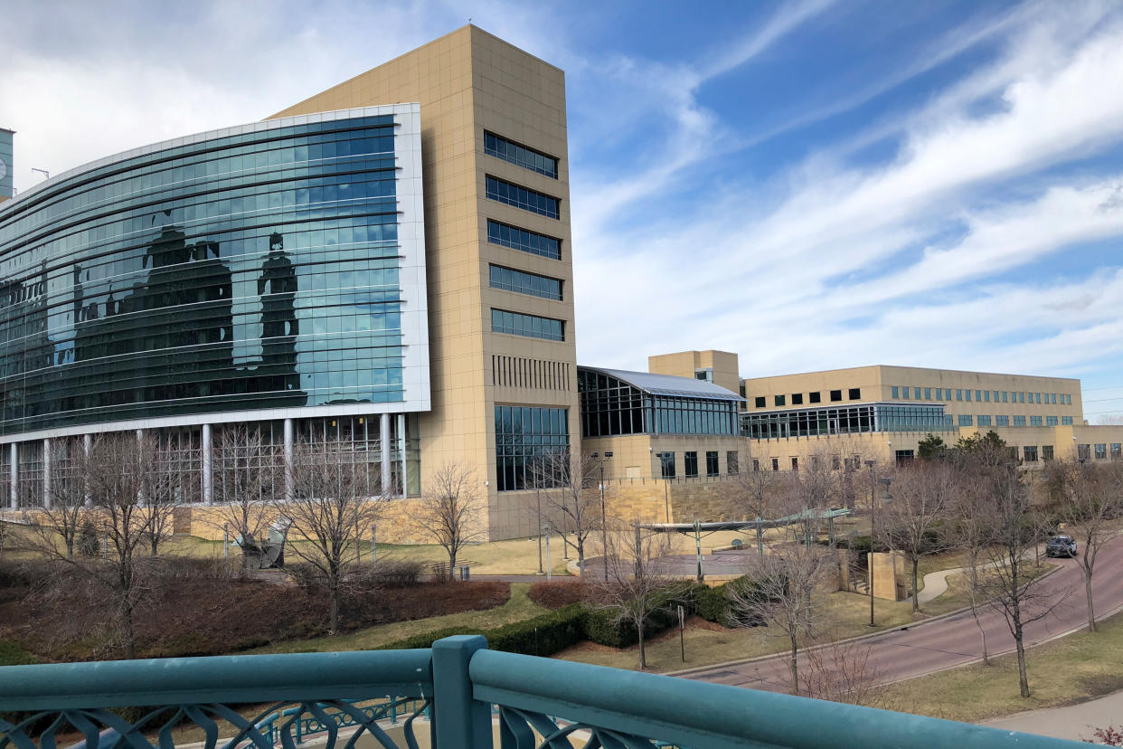 The Minneapolis Federal Reserve bank, where officials gathered to discuss how monetary policy can affect income distribution, a question the Fed is analyzing as part of a broader look at how it operates, is pictured in Minneapolis, Minnesota, U.S., April 9, 2019. Picture taken April 9, 2019.  REUTERS/Howard Schneider