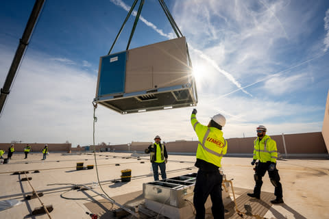 Albireo Energy and Lennox announced they have teamed up to serve schools, universities, institutional, and commercial buildings in Alabama and within the Florida panhandle. (Photo: Business Wire)