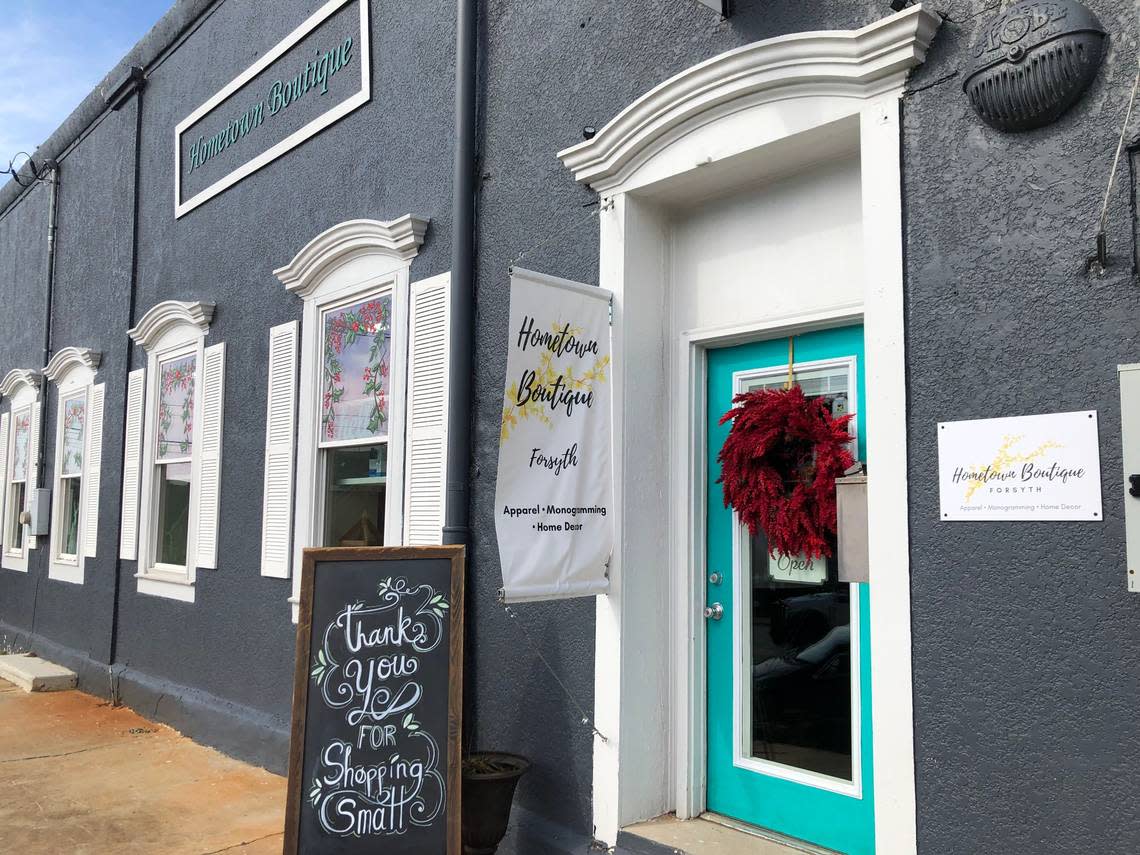 The outside of Hometown Boutique, a Forsyth shop that specializes in custom embroidery and gifts.