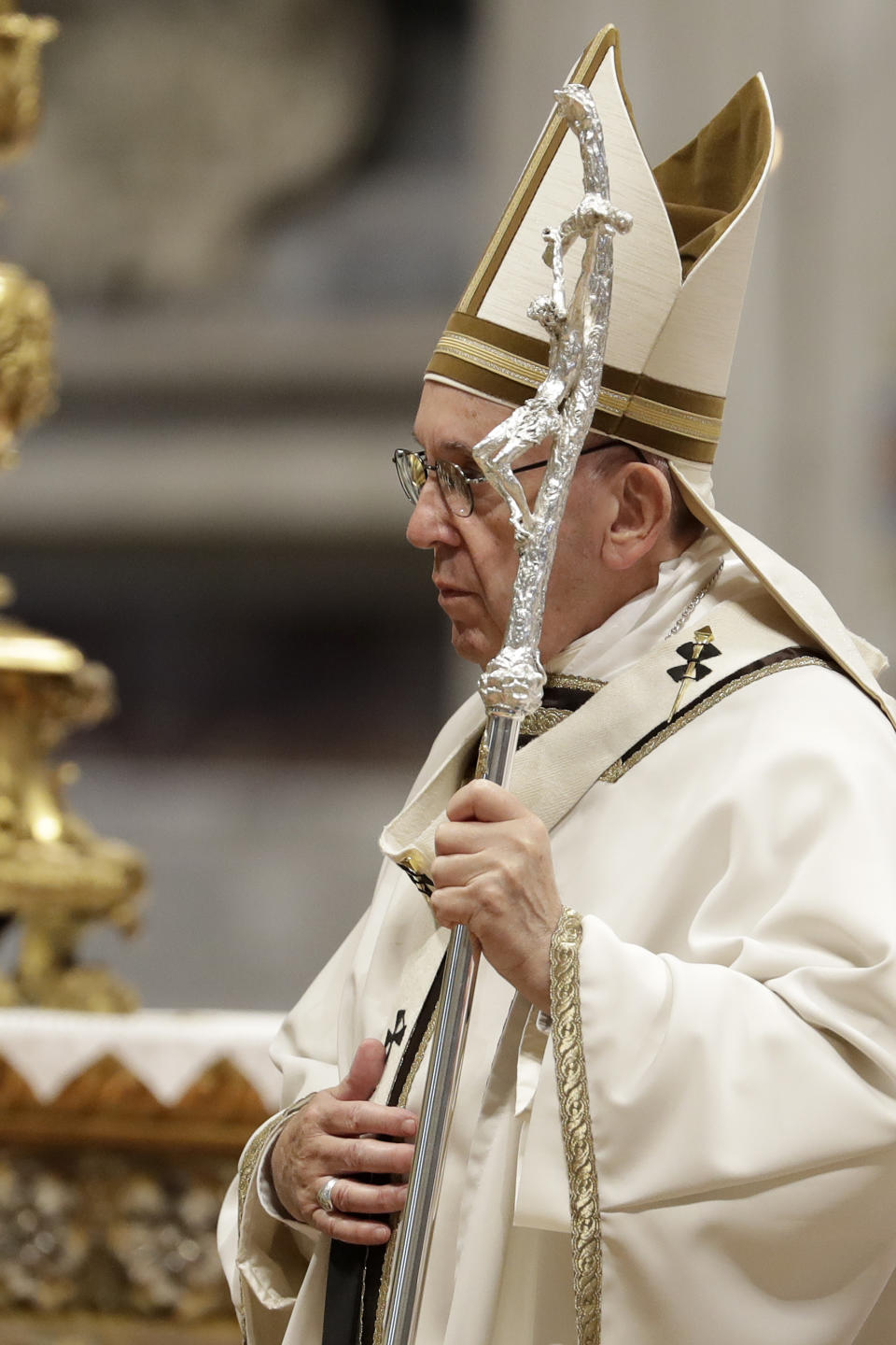 Pope Francis leaves after he celebrated a mass in St. Peter basilica at the Vatican, Sunday, Nov. 18, 2018. Pope Francis is offering several hundred poor people, homeless, migrants, unemployed a lunch on Sunday as he celebrates the World Day of the Poor with a concrete gesture of charity in the spirit of his namesake, St. Francis of Assisi.(AP Photo/Andrew Medichini)