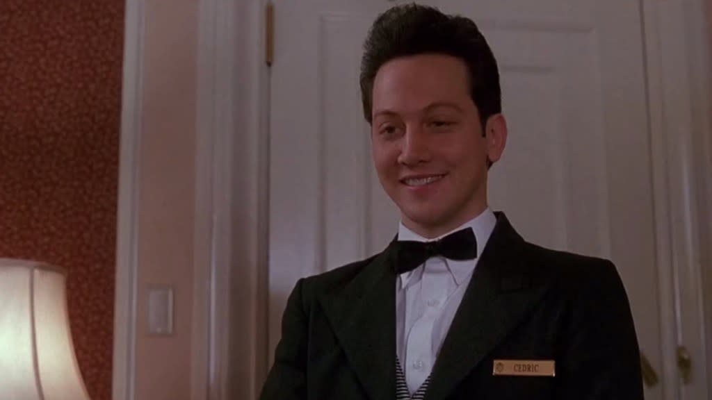 Rob Schneider in Home Alone 2