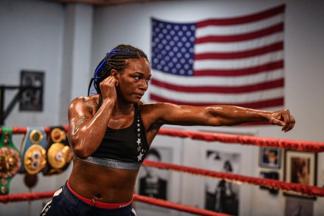 Claressa Shields aiming to transform women's boxing in the U.S. - Yahoo  Sports