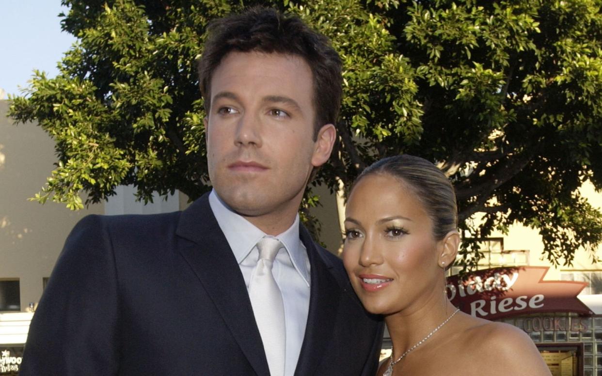 Bis 2004 sah man Ben Affleck und Jennifer Lopez gemeinsam auf den roten Teppichen dieser Welt. Nun sind die Schauspieler offenbar erneut liiert. (Bild: Getty Images / Chris Weeks)