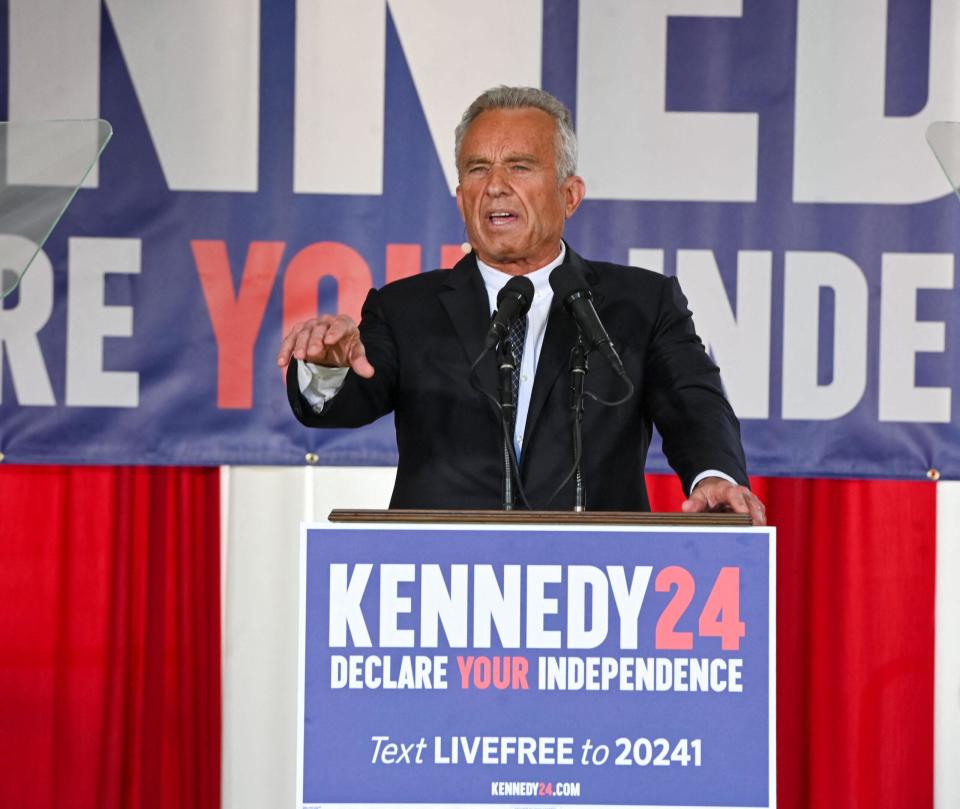 Robert F. Kennedy Jr. Campaigns in Philadelphia