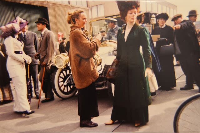 <p>BNPS/Henry Aldridge&Son/MEGA</p> Francis Fisher filming 'Titanic'