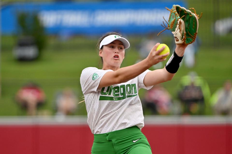 Oregon pitcher Stevie Hansen throws against Notre Dame during an NCAA softball game on Friday, May 19, 2023, in Fayetteville, Ark.