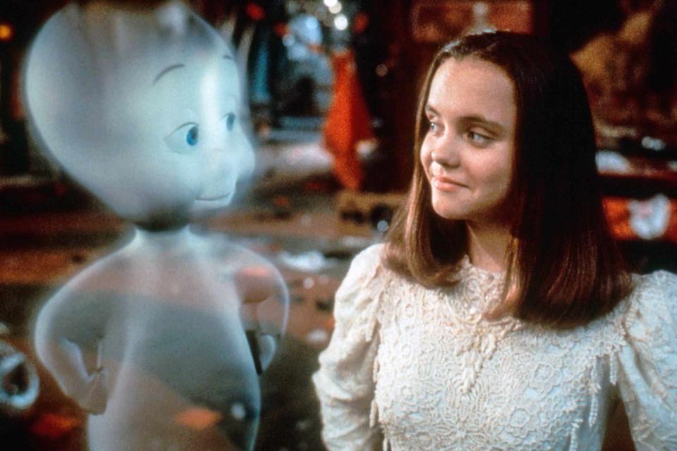 <p>Universal Pictures/ Everett</p> Casper 1995