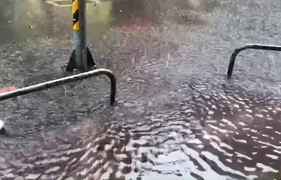 桃園今因大雨，部分地區出現淹積水。翻攝里長林于翔臉書