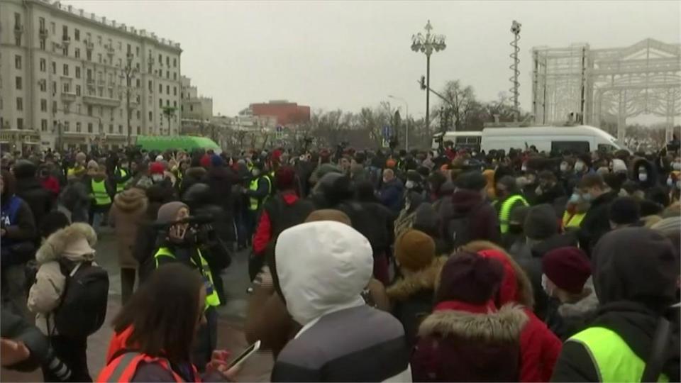 俄羅斯110城市示威挺納瓦尼 逾2600人被捕