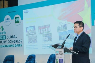 Mr. Nguyen Quang Tri, CMO of Vinamilk, shared the brand’s 47-year journey at 2023 Global Dairy Congress (PRNewsfoto/Vinamilk)