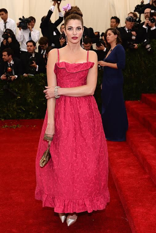 The former supermodel poses at the Met Gala last year. Photo: Getty Images