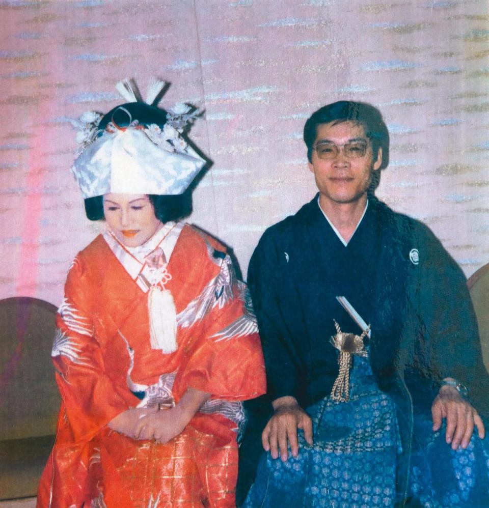 丸山忠夫（右）與田春綢（左）於日本相識，1年後就結婚。（丸山忠夫提供）