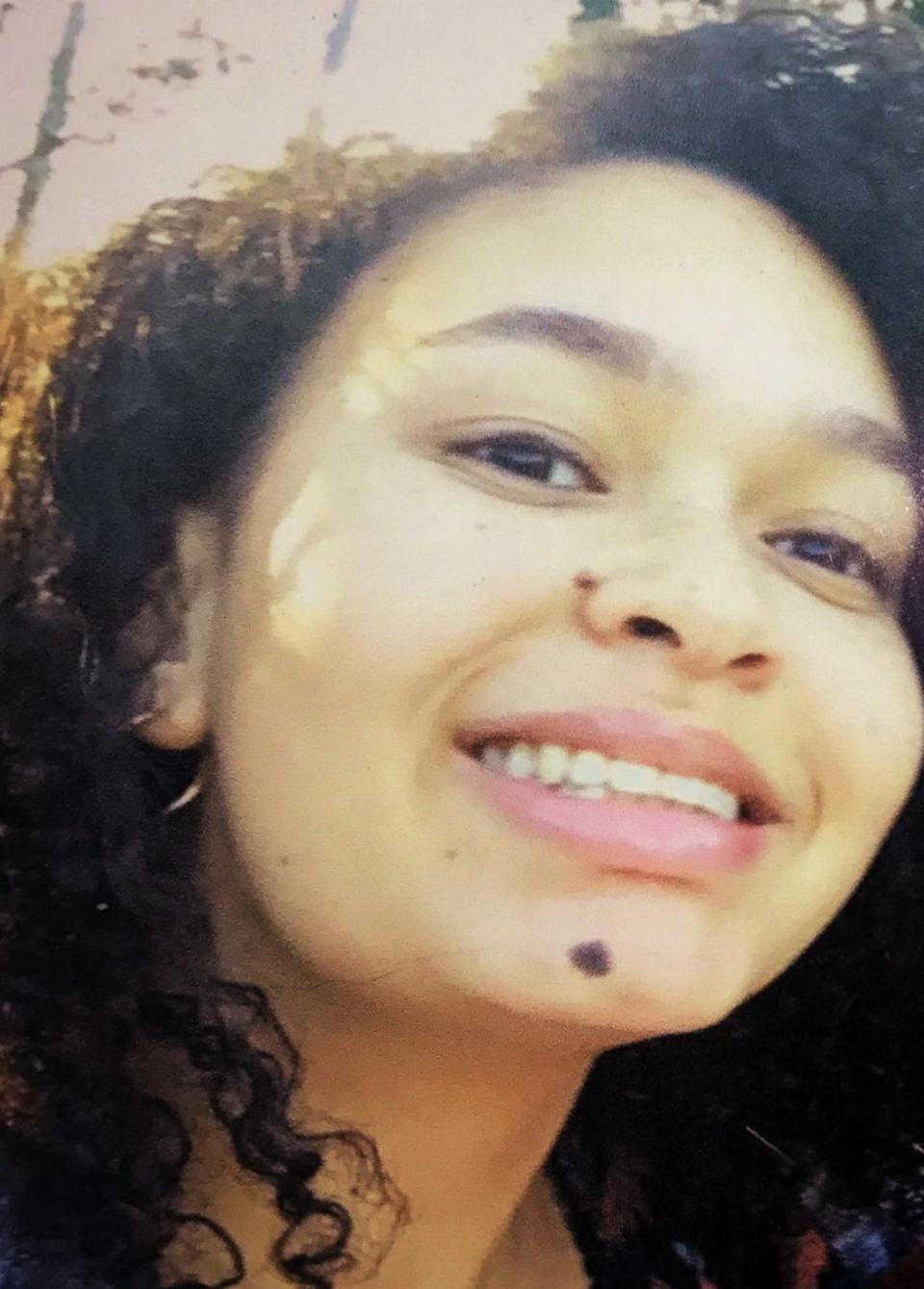 PHOTO: Helena Ramsay, 17 in this undated handout photo, was killed in the Marjory Stoneman Douglas High School mass shooting on Feb. 14, 2018. (Ramsay Family Handout)