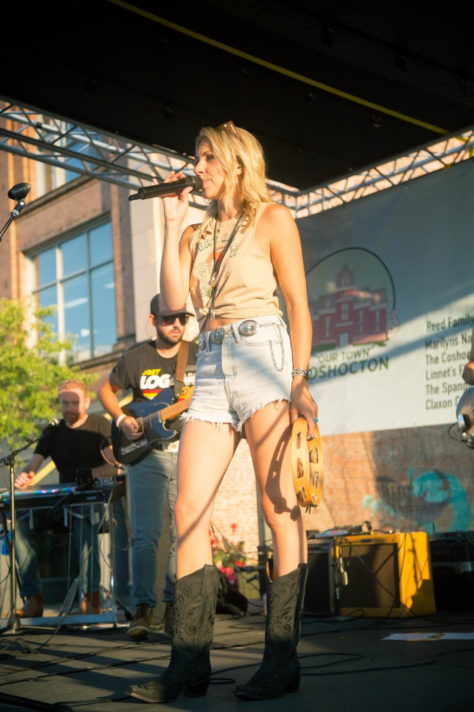 Country music artist Claudia Hoyser performed in Coshocton on Friday night. It was her first performance in Ohio. Her latest single, "She's Smokin,'" is out from her first full-length album, "Rid Lights Turning Green."