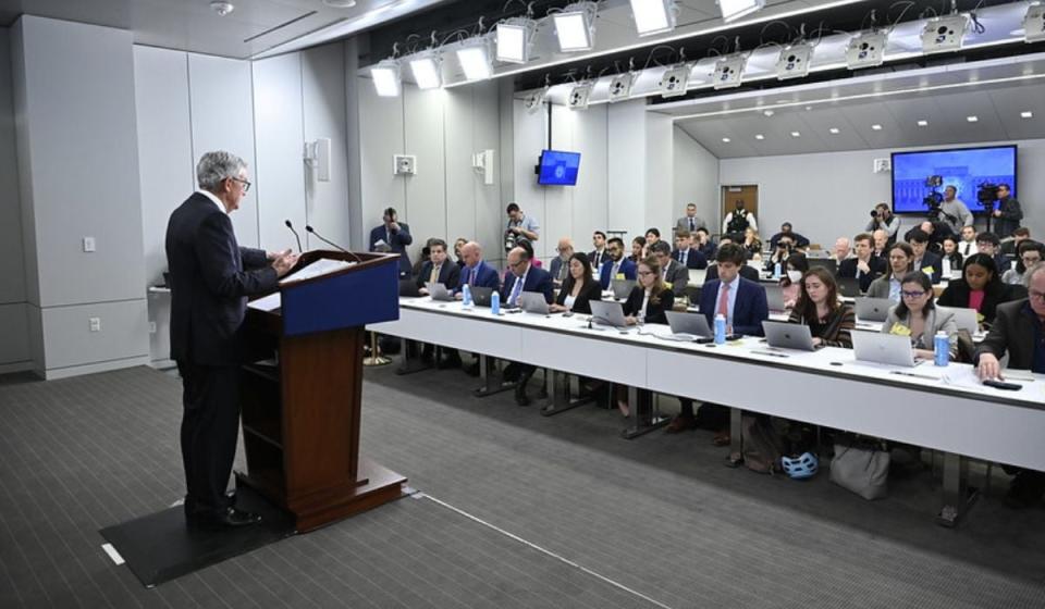 Jerome Powell, presidente de la FED, durante una rueda de prensa. Foto: Flickr Reserva Federal